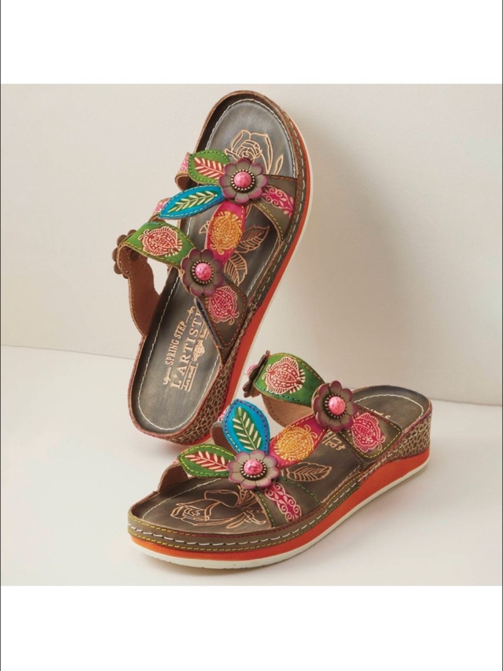L’Artiste by Spring Step Handpainted Floral Sandals Boho Chic Artisan Style 7.5